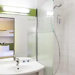 Centre 2*