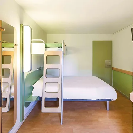 Centre 2* טרואה