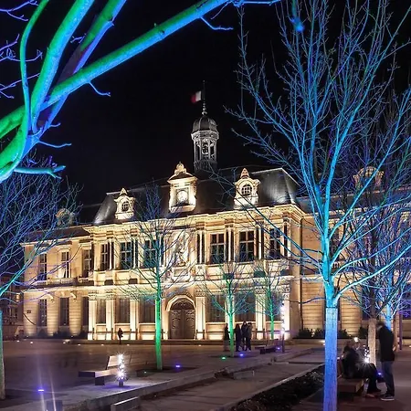 Centre 2* Troyes